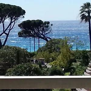 Sea Side Cannes