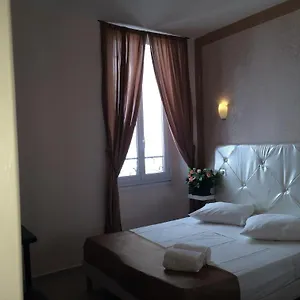 Arcotel 4 Minutes Du Palais Des Festivals - New Management New Team - Old Revievv Hotel